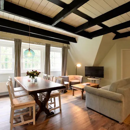 3 In Thatched With Outdoor Sauna, Large Garden, Playground Prázdninový dům